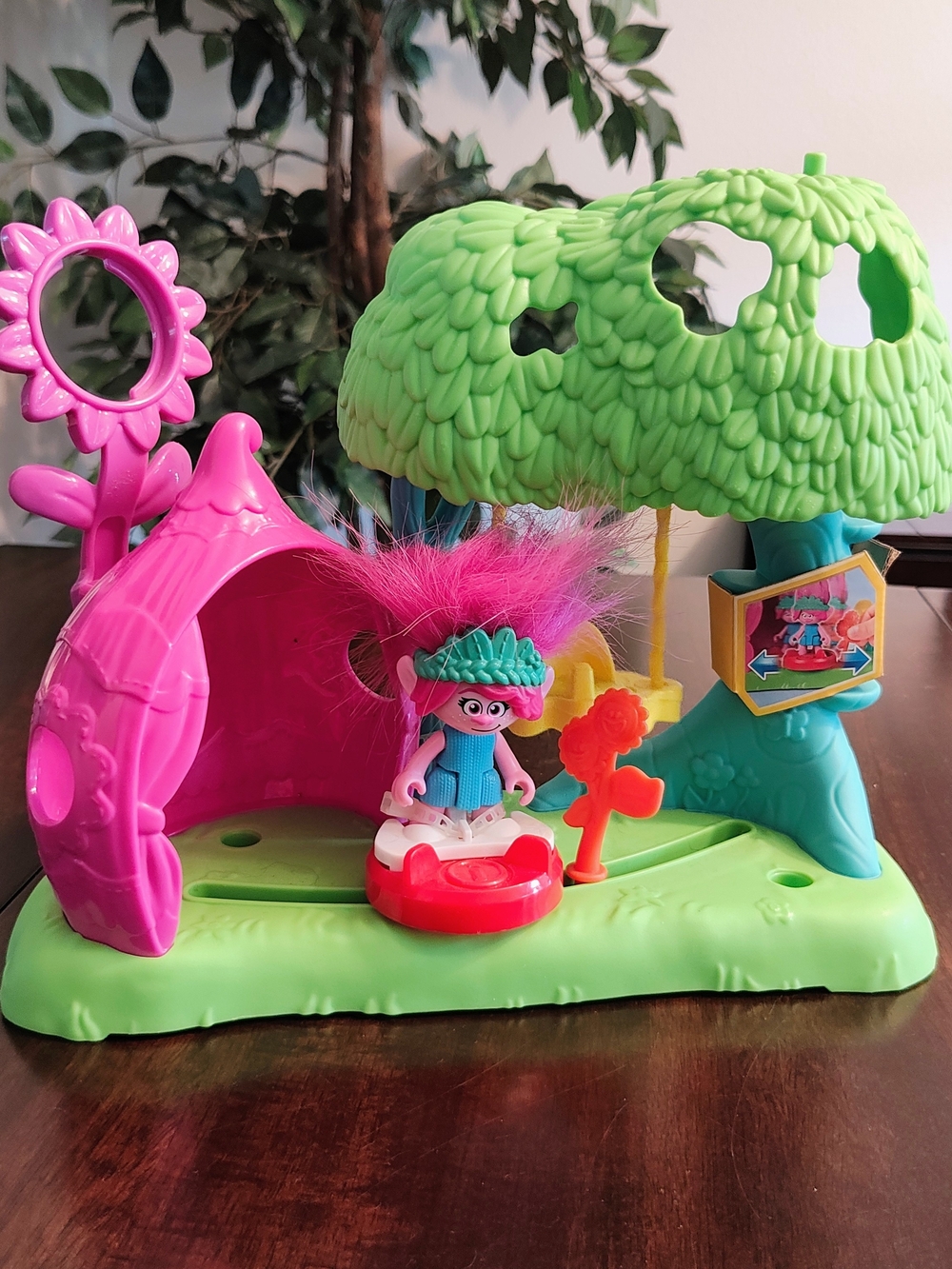 Pink-Haired Troll Doll Playset with Green Tree and Accessories
